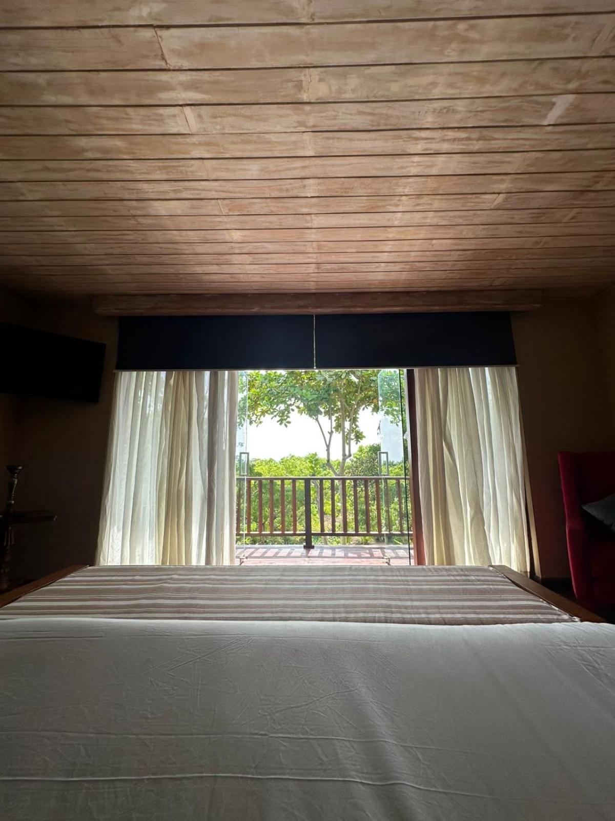 Nikara Luxury Beach House ทิซซามาฮารามา ภายนอก รูปภาพ
