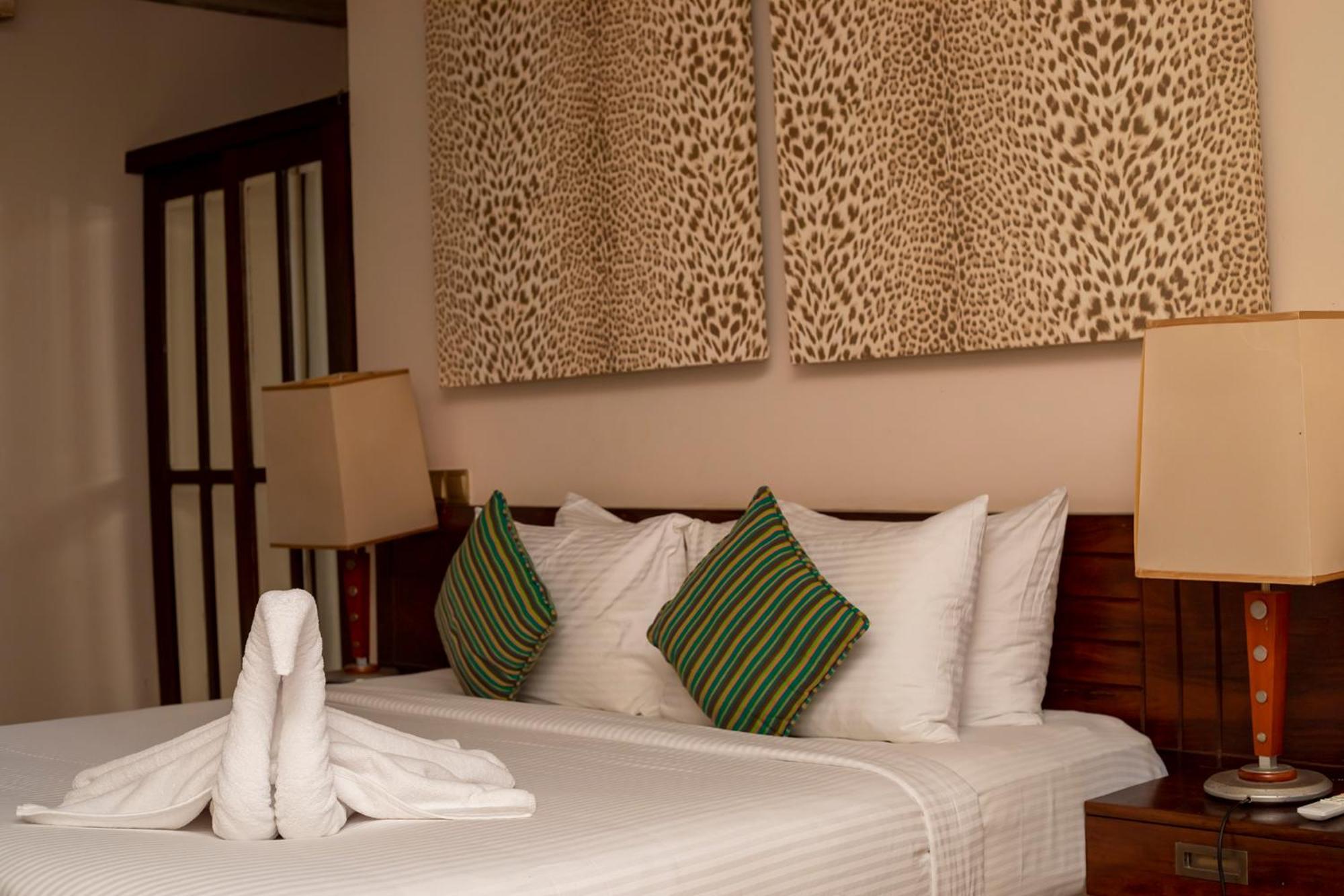 Nikara Luxury Beach House ทิซซามาฮารามา ภายนอก รูปภาพ