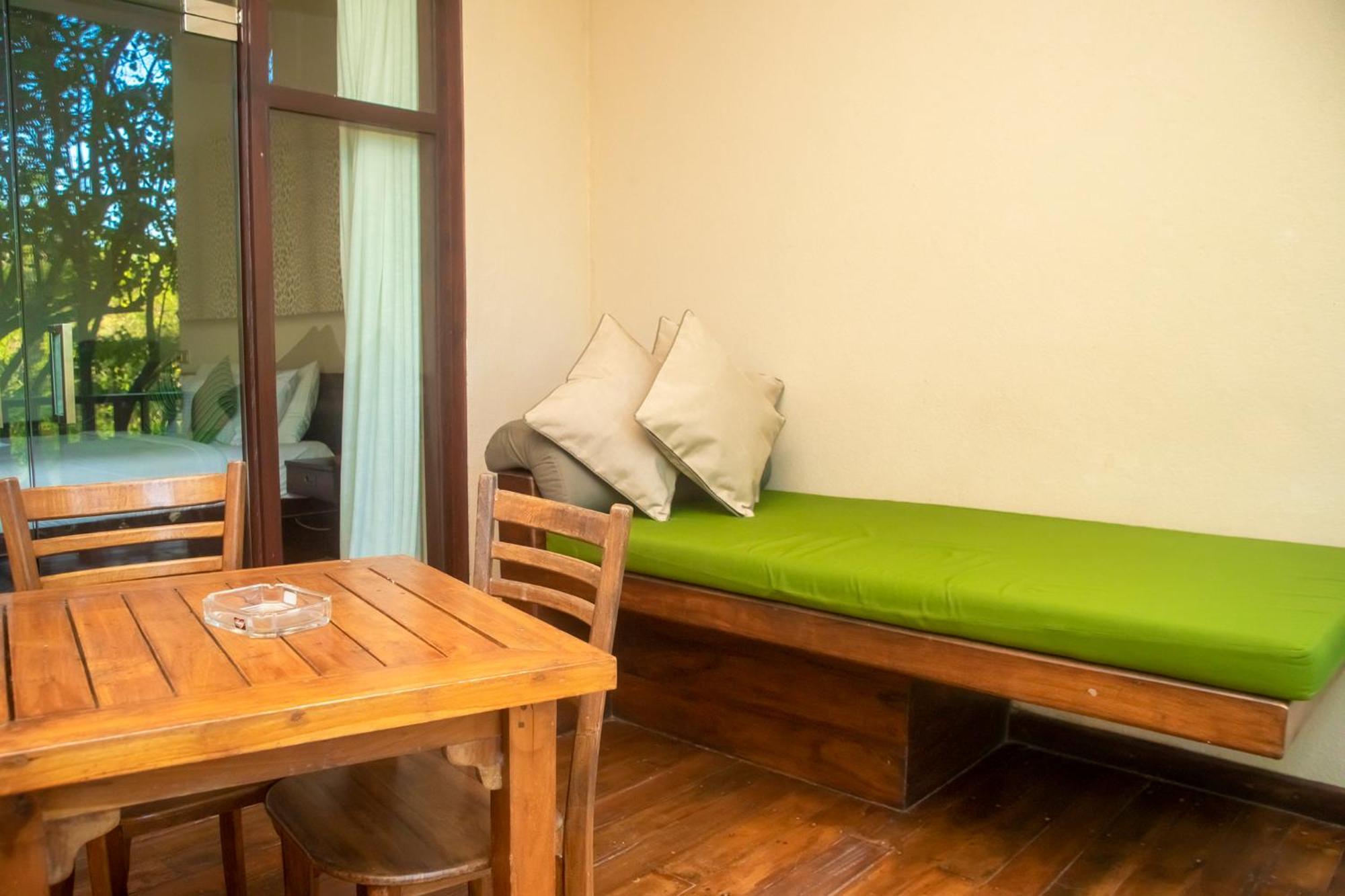 Nikara Luxury Beach House ทิซซามาฮารามา ภายนอก รูปภาพ
